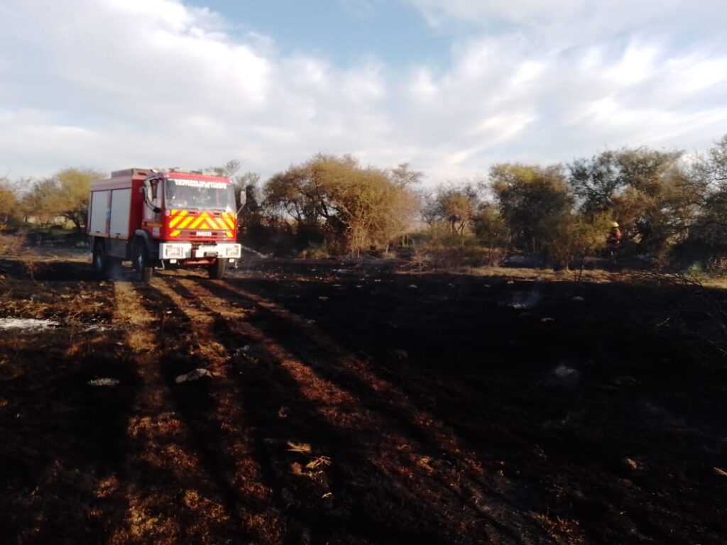 Incendios en la tarde del martes-Incendios en MARIA LUISA, entre ríos